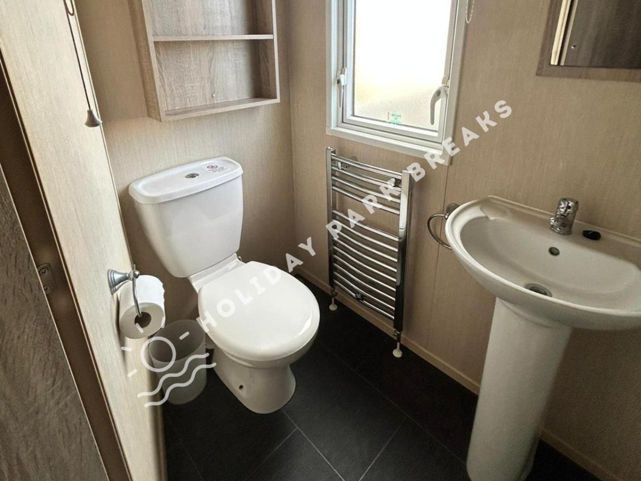 Haywood - 3 Bed Pet Friendly Holiday Home At Seal Bay Selsey Buitenkant foto