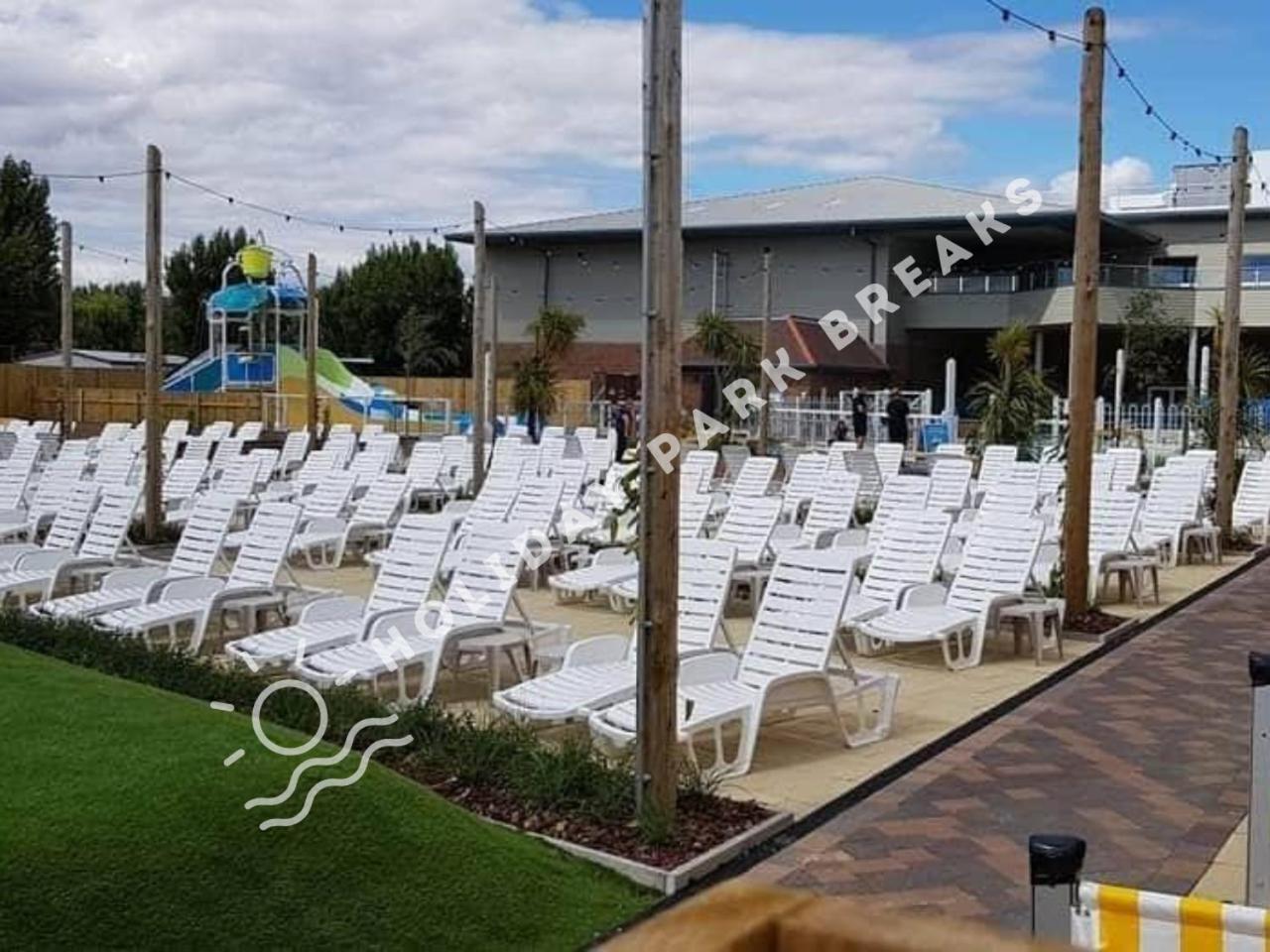 Haywood - 3 Bed Pet Friendly Holiday Home At Seal Bay Selsey Buitenkant foto